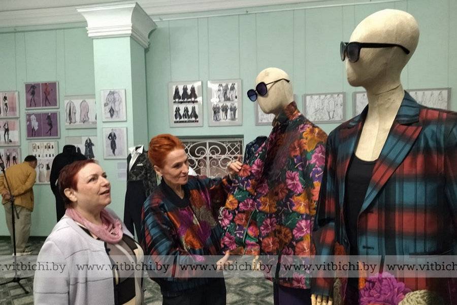 В Витебском областном краеведческом музее открылась выставка «TARAKANOVA. Образы и линии»